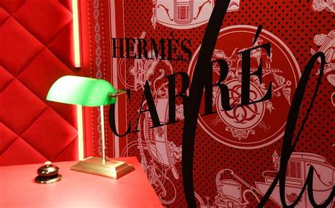 The Hermès Carré Club pop